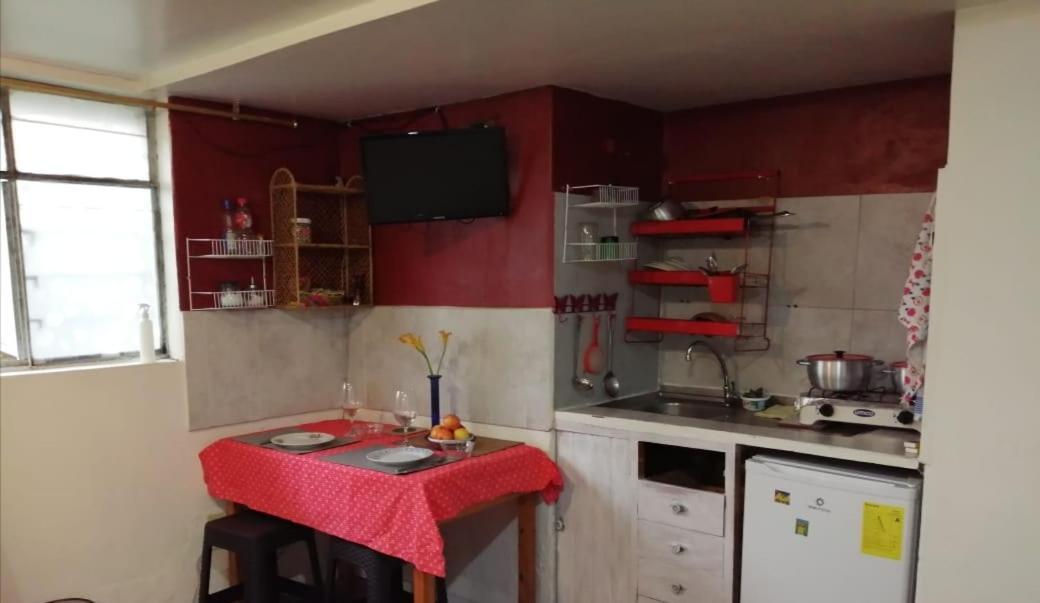 Mini Suites En El Mejor Sector De La Ciudad Кито Экстерьер фото